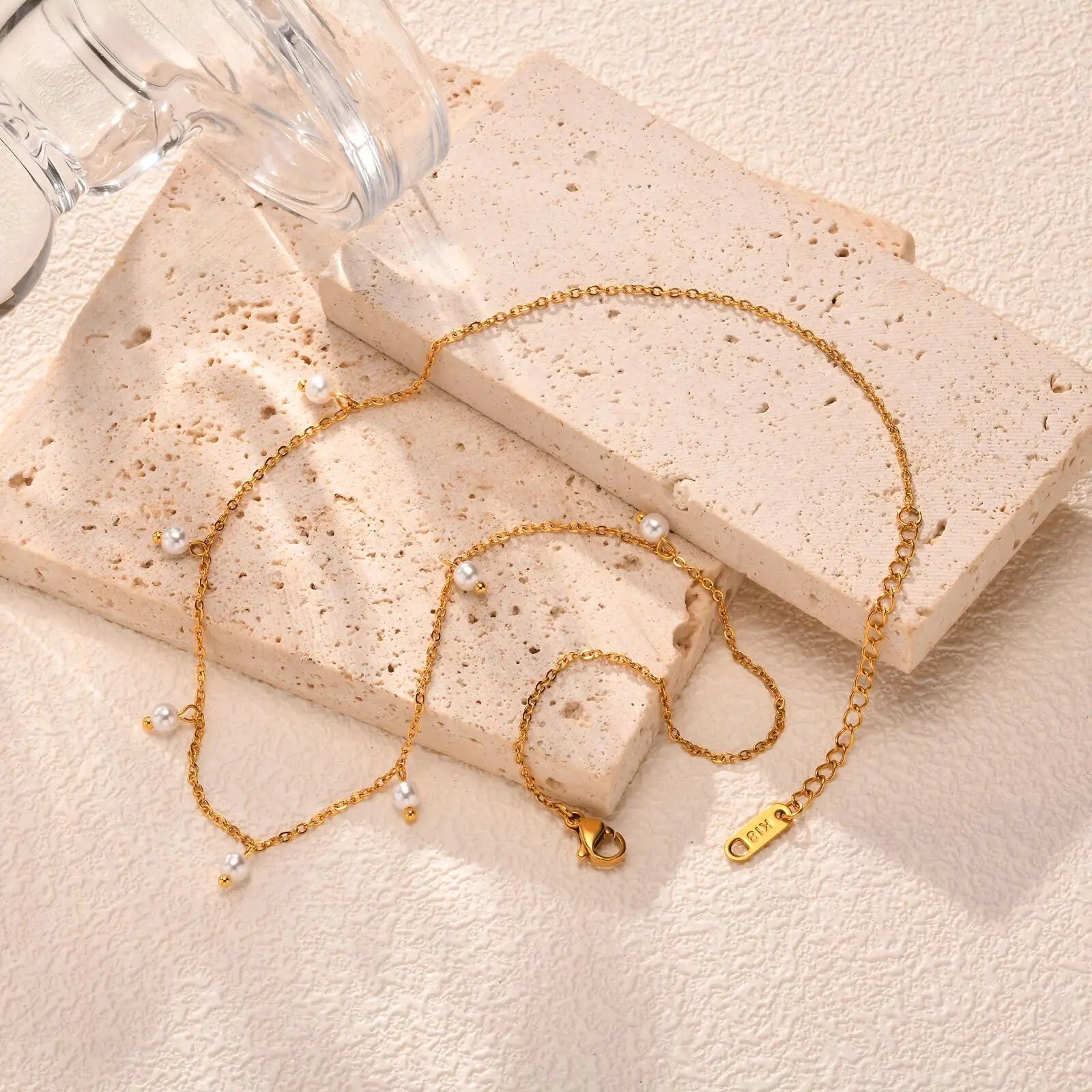 Colar Multipérola Elara Banhado em Ouro 18k