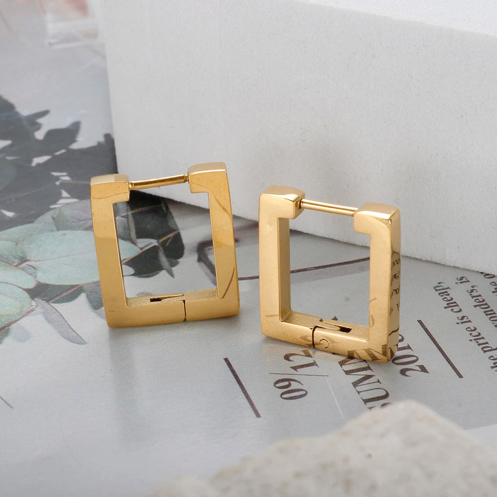 Brinco Quadrado Imperium Banhado em Ouro 18k