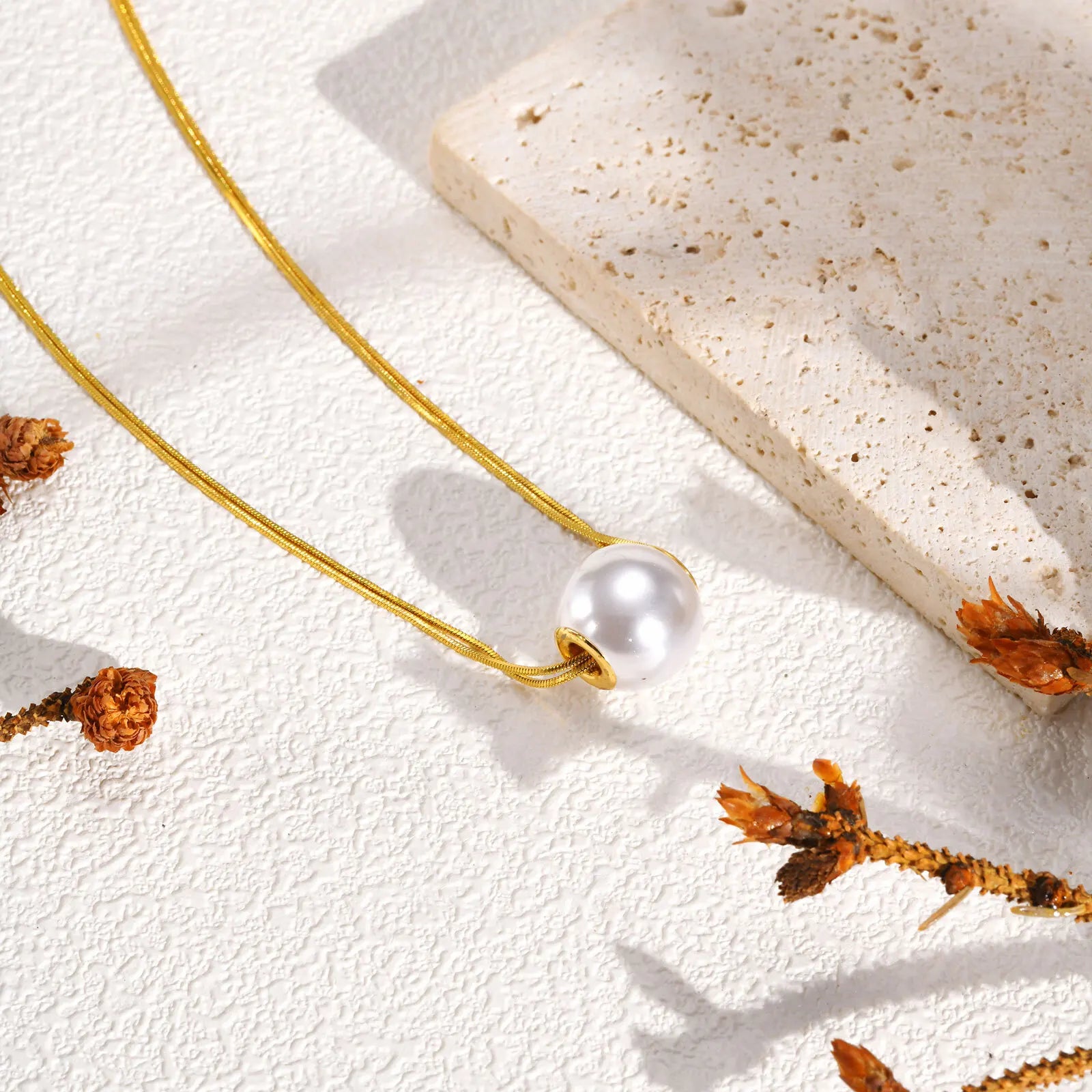 Colar Pérola Dorian Banhado em Ouro 18k