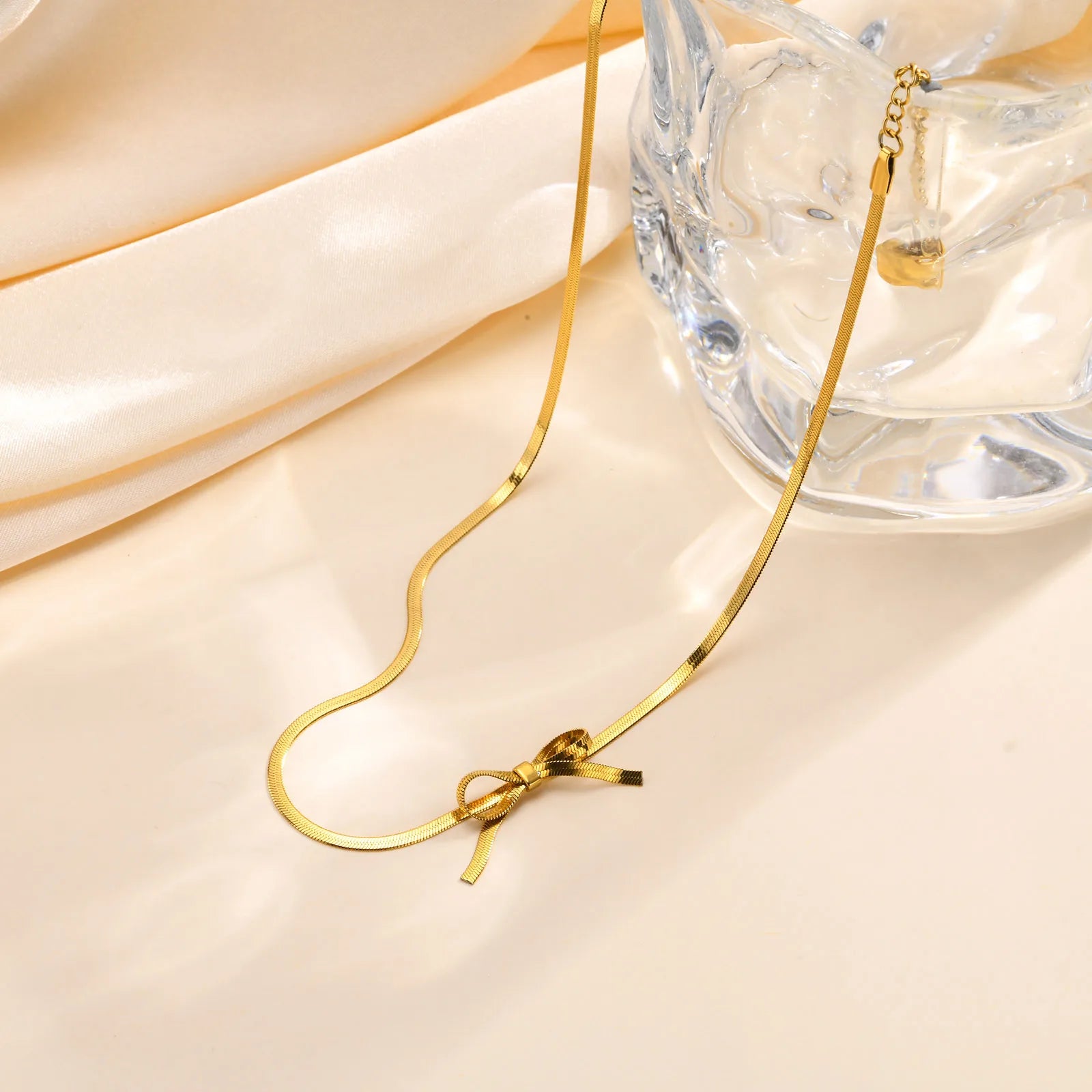 Colar Zira Banhado em Ouro 18k