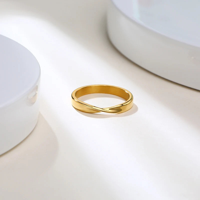 Anel Eterno Banhado em Ouro 18k