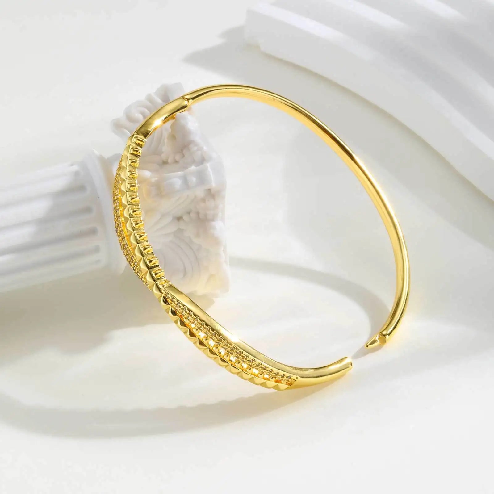 Bracelete Nisrine Banhado em Ouro 18k