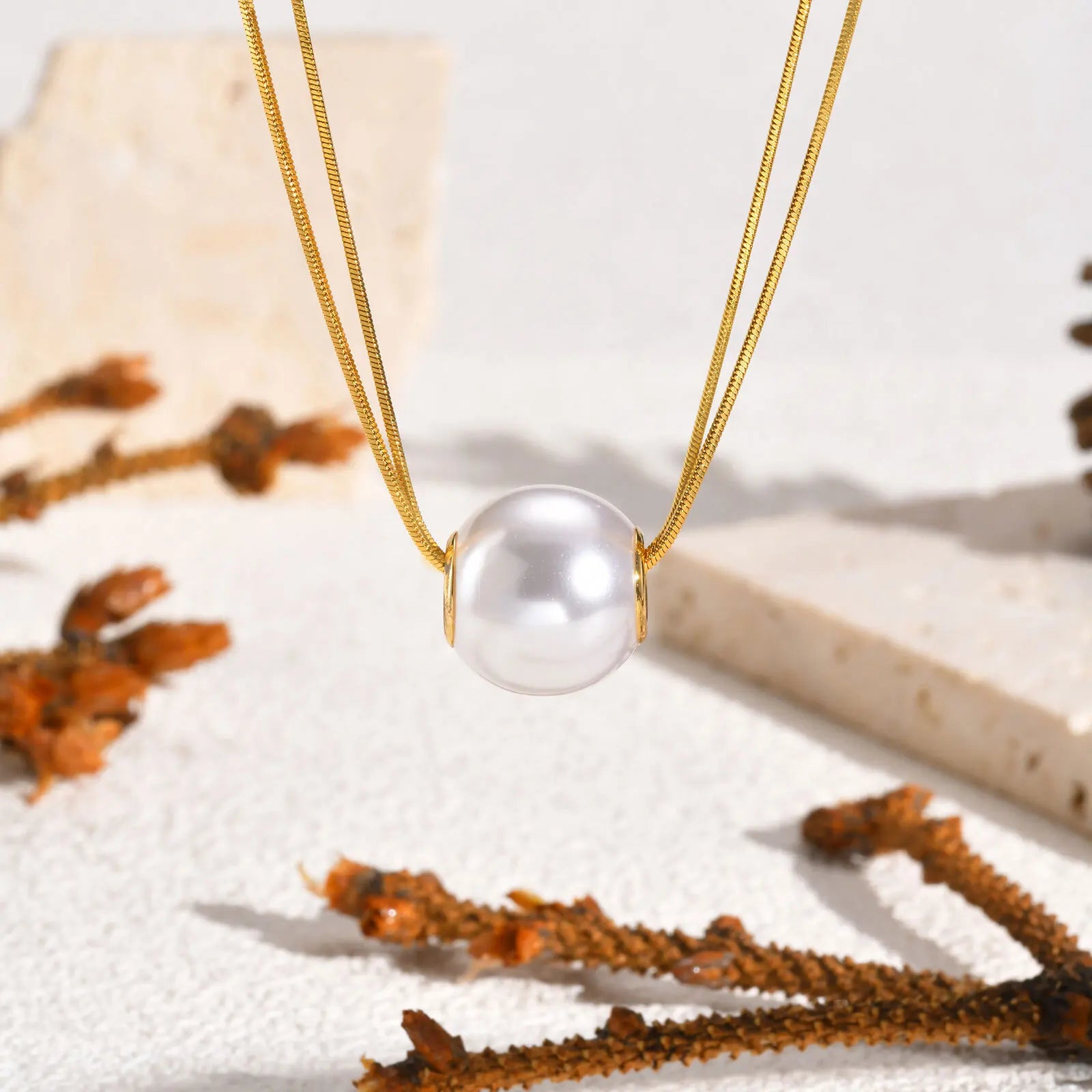 Colar Pérola Dorian Banhado em Ouro 18k